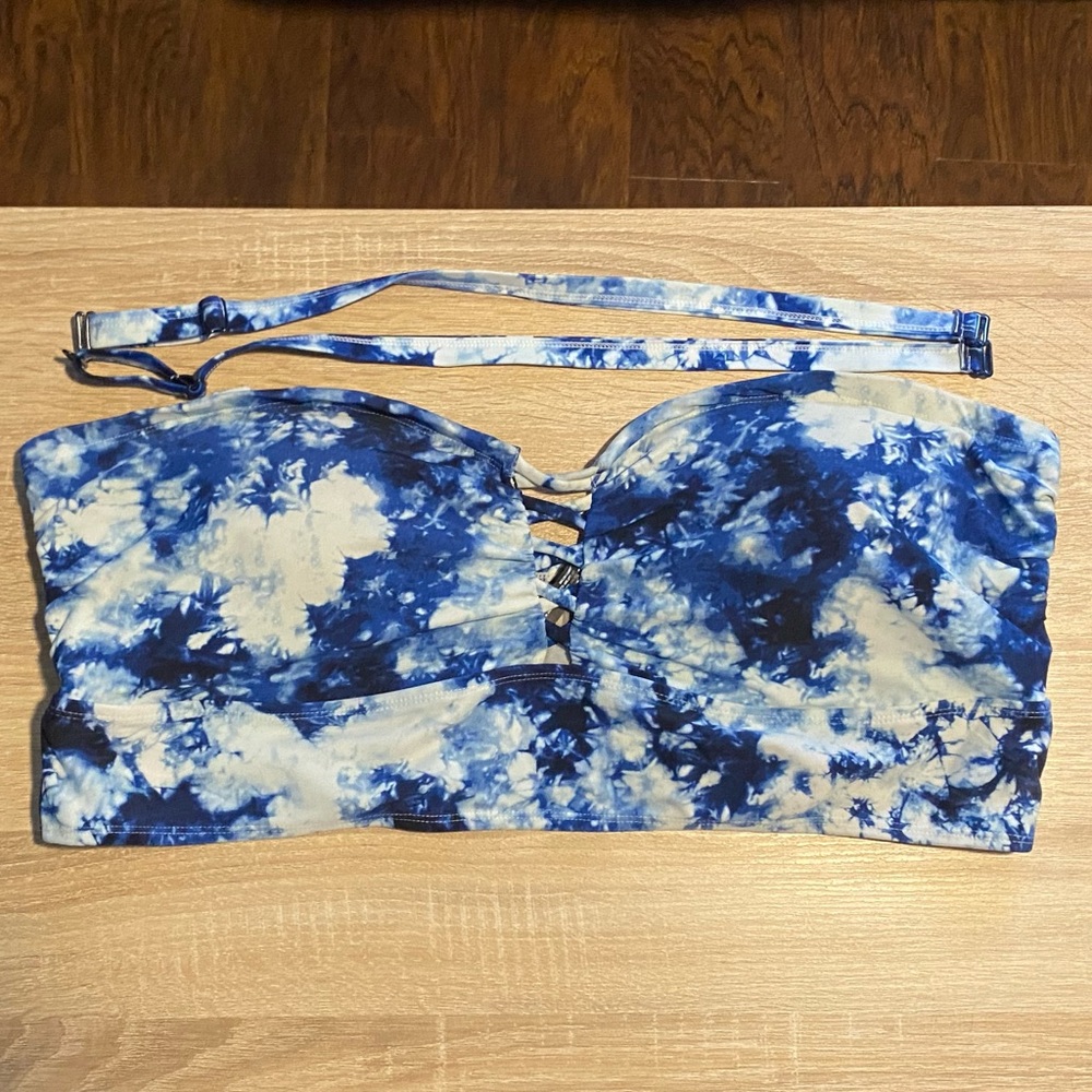 3X Torrid Blue Tie Die Swim Top